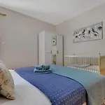 Mia Mirela וילה