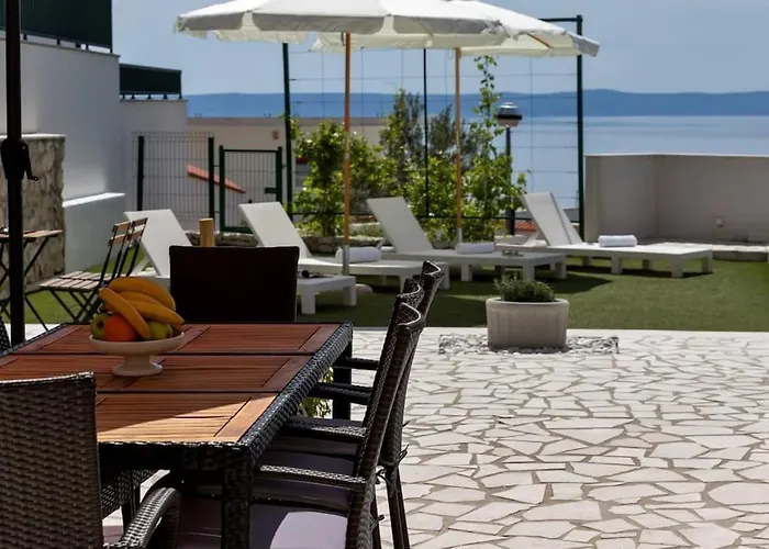 Βίλα Mia Mirela *