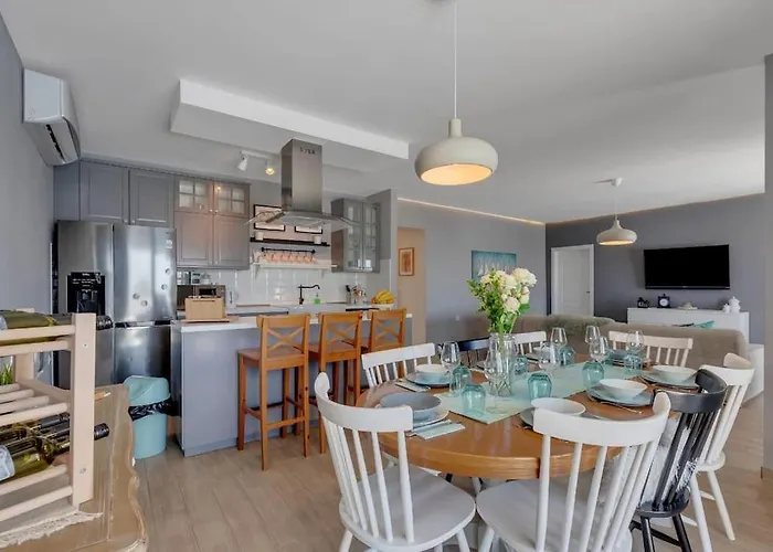 Mia Mirela * Μακάρσκα