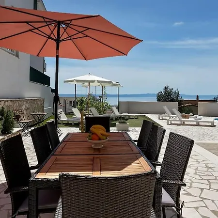 Vila Mia Mirela *