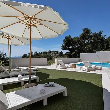 Mia Mirela * Makarska