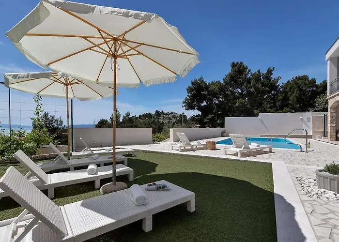 Mia Mirela * Makarska